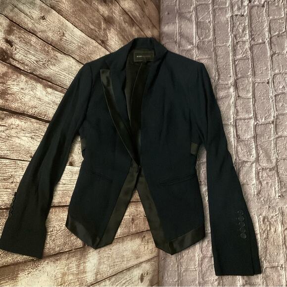 BCBGMaxAzria Two Tone Navy/Black Tuxedo Jacket XS Holiday Party Seasonal Office - Picture 5 of 12